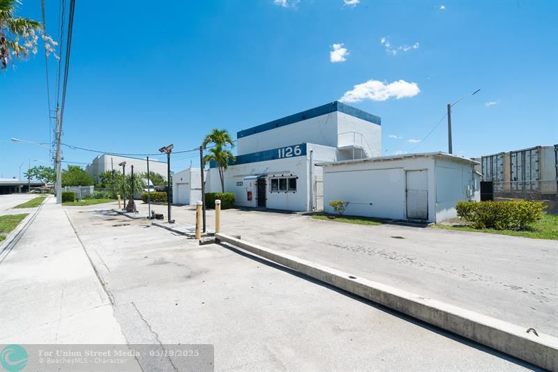 1126 Drive Martin Luther King Jr Boulevard Pompano Beach FL 33069