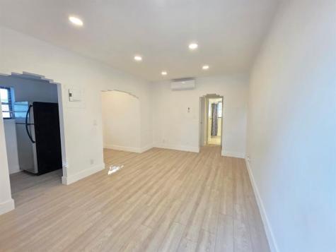 560 NE 15th Avenue Fort Lauderdale FL 33301