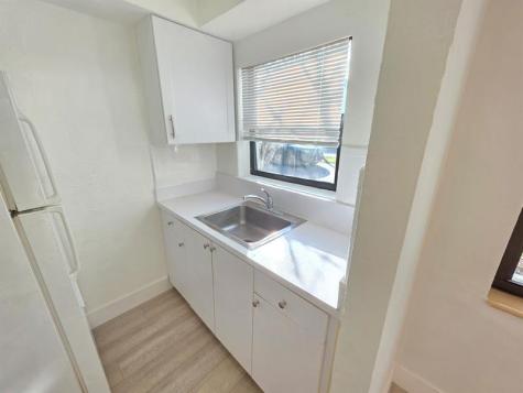 560 NE 15th Avenue Fort Lauderdale FL 33301