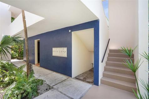 100 SE 21st Street Fort Lauderdale FL 33316
