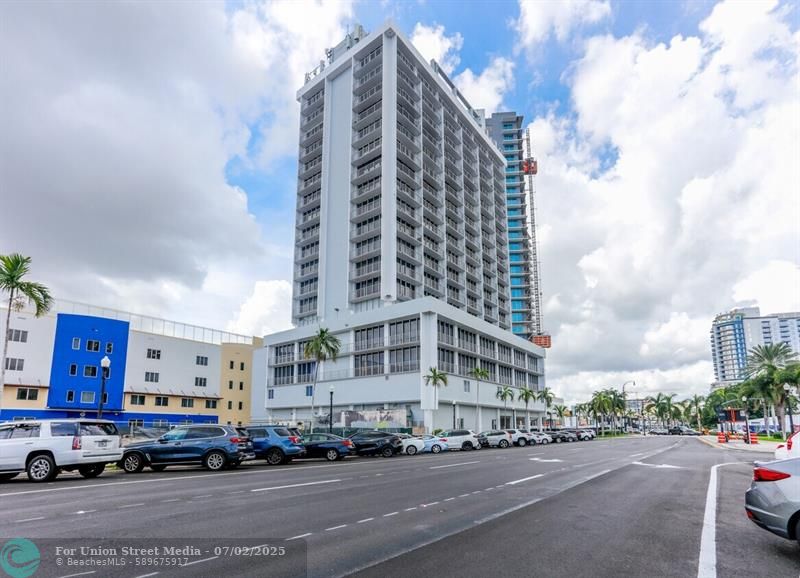 1720 E Harrison Street Hollywood FL 33020