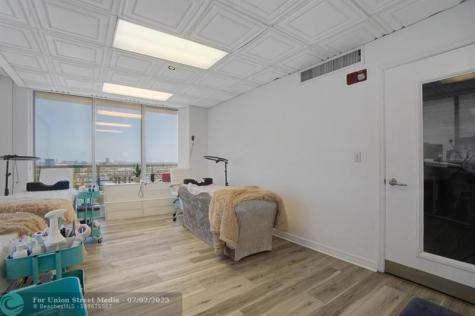 1720 E Harrison Street Hollywood FL 33020