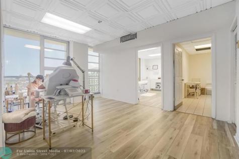 1720 E Harrison Street Hollywood FL 33020