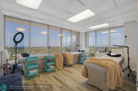 1720 E Harrison Street Hollywood FL 33020