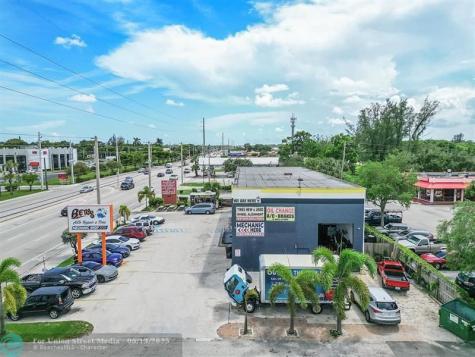 3593 S Military Trail Lake Worth FL 33463