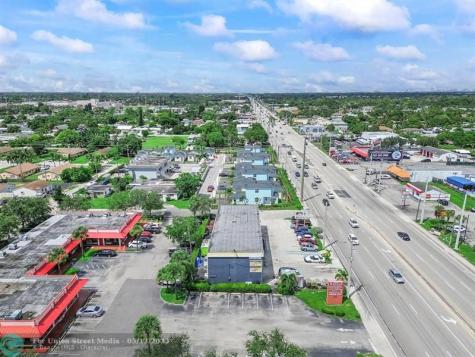 3593 S Military Trail Lake Worth FL 33463