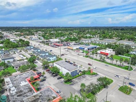 3593 S Military Trail Lake Worth FL 33463