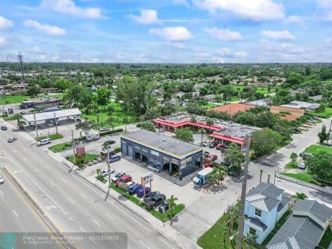 3593 S Military Trail Lake Worth FL 33463