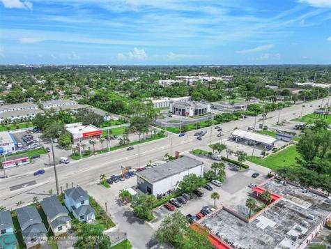 3593 S Military Trail Lake Worth FL 33463