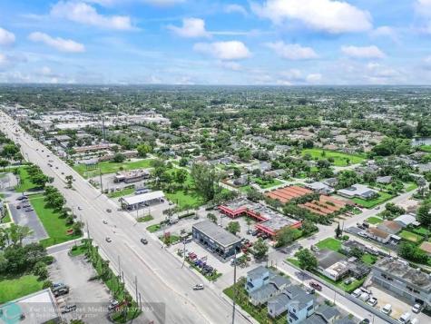 3593 S Military Trail Lake Worth FL 33463