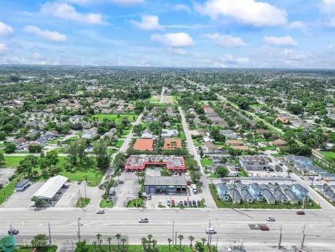 3593 S Military Trail Lake Worth FL 33463