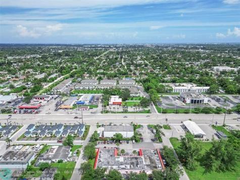 3593 S Military Trail Lake Worth FL 33463