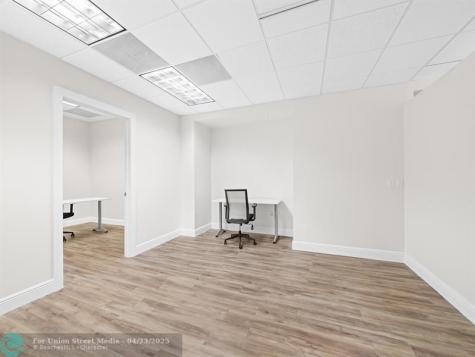 2801-2809 E Commercial Boulevard Fort Lauderdale FL 33308