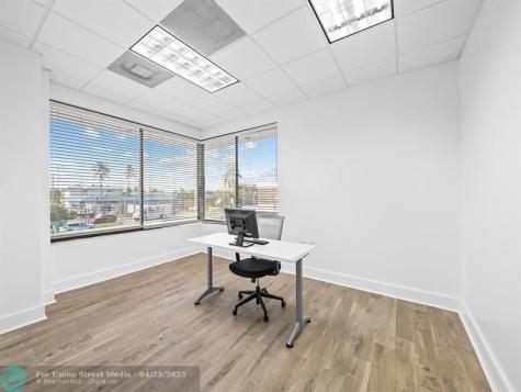 2801-2809 E Commercial Boulevard Fort Lauderdale FL 33308