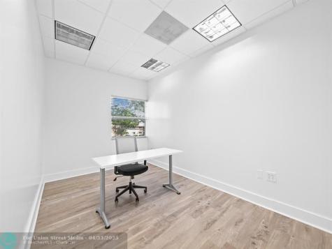 2801-2809 E Commercial Boulevard Fort Lauderdale FL 33308