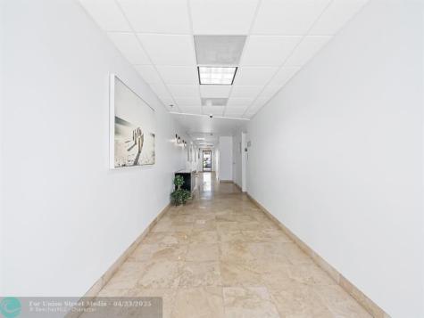 2801-2809 E Commercial Boulevard Fort Lauderdale FL 33308