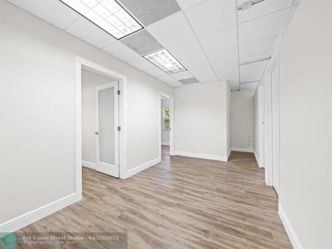 2801-2809 E Commercial Boulevard Fort Lauderdale FL 33308