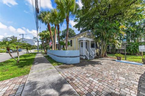1230 SE 4th Avenue Fort Lauderdale FL 33316