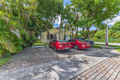 1230 SE 4th Avenue Fort Lauderdale FL 33316