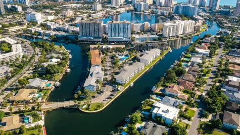 450 Paradise Isle Boulevard Hallandale Beach FL 33009