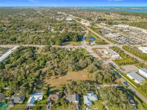 995 Old Dixie Highway Vero Beach FL 32962