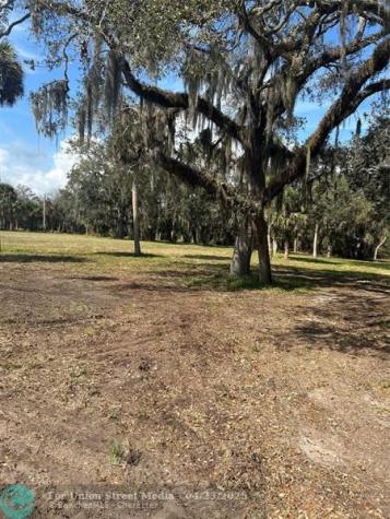 995 Old Dixie Highway Vero Beach FL 32962