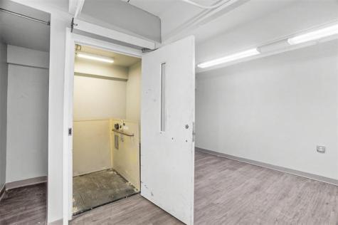 8328 NW 30th Terrace Miami FL 33122