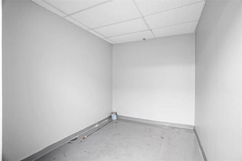 8328 NW 30th Terrace Miami FL 33122