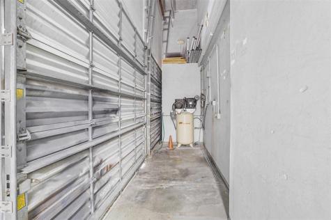 8328 NW 30th Terrace Miami FL 33122