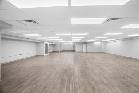 8328 NW 30th Terrace Miami FL 33122