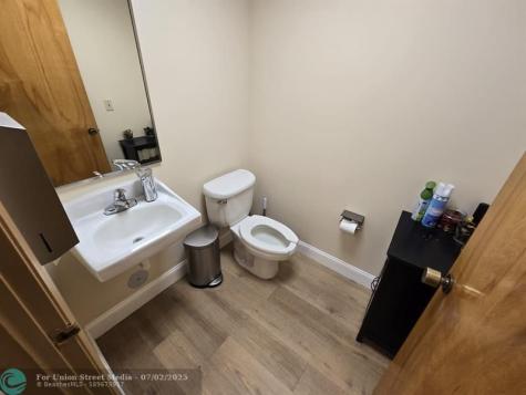 7777 N University Drive Tamarac FL 33321