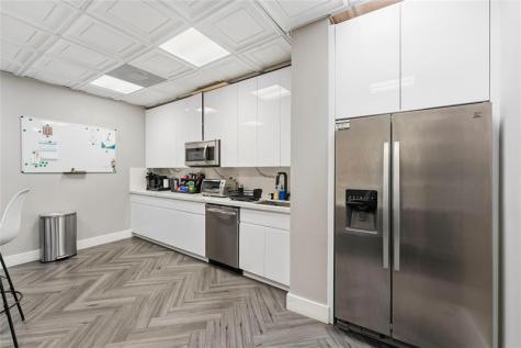 520 NW 165th Street Road Miami FL 33169