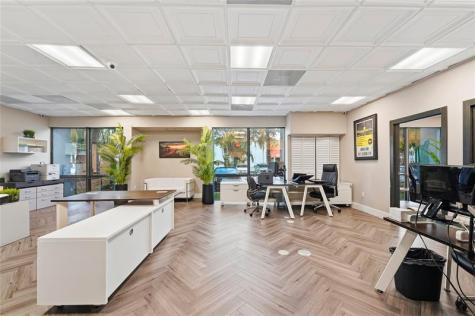 520 NW 165th Street Road Miami FL 33169