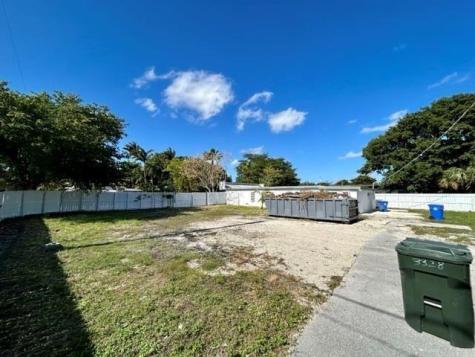 3328 NE 11th Avenue Oakland Park FL 33334