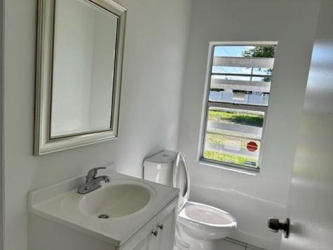 3328 NE 11th Avenue Oakland Park FL 33334