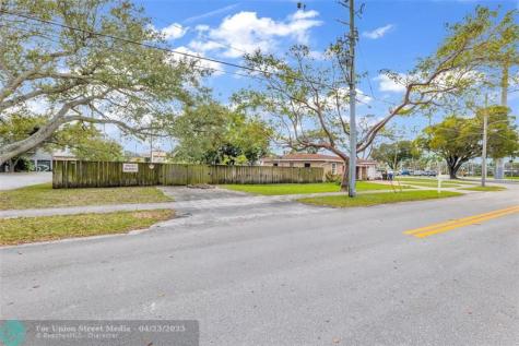 5912 Tyler Street Hollywood FL 33021