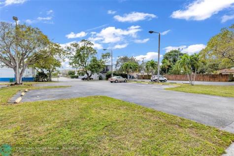 5912 Tyler Street Hollywood FL 33021