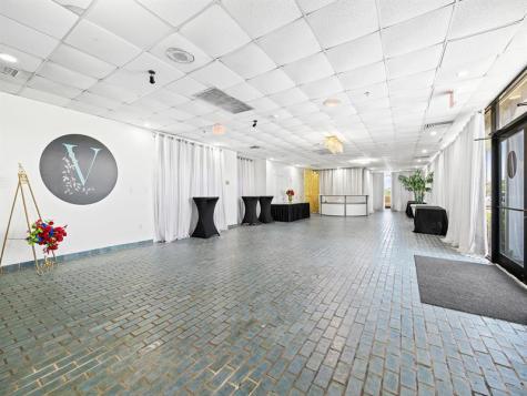 9309 S Orange Blossom Trail Orlando FL 32837