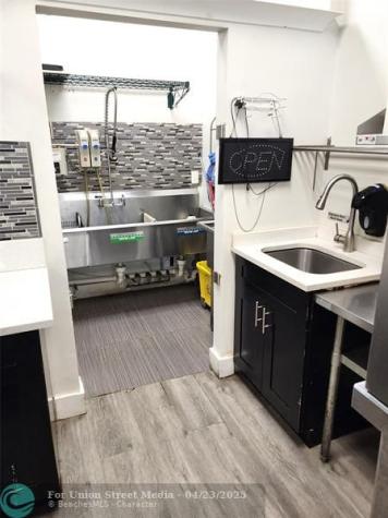 3007 W Commercial Boulevard Fort Lauderdale FL 33309
