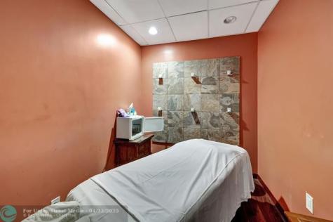 3045 N Federal Highway Fort Lauderdale FL 33306