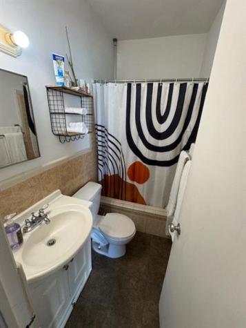 308 Monroe Street Hollywood FL 33019