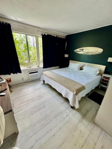 308 Monroe Street Hollywood FL 33019