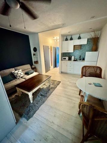 308 Monroe Street Hollywood FL 33019