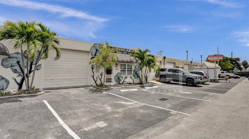 3930 NE 5th Avenue Oakland Park FL 33334