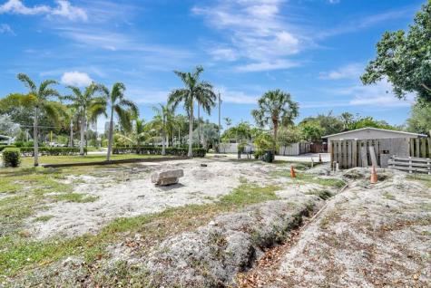 11 SW 11th Avenue Fort Lauderdale FL 33312