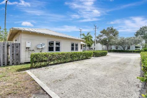 11 SW 11th Avenue Fort Lauderdale FL 33312