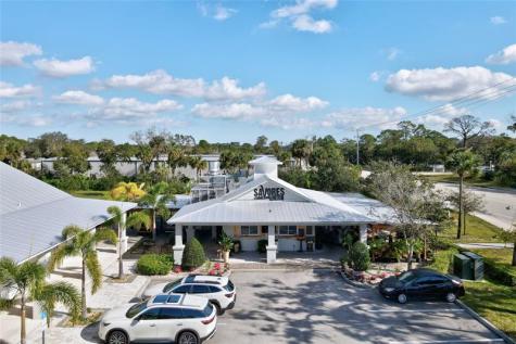 3700 SW 9th Street Vero Beach FL 32968