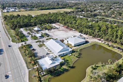 3700 SW 9th Street Vero Beach FL 32968