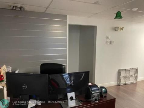 3181 W Mcnab Road Pompano Beach FL 33069