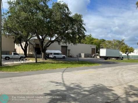 3181 W Mcnab Road Pompano Beach FL 33069